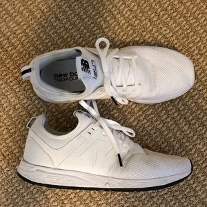 New Balance 247 Shoes